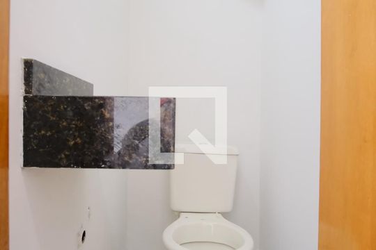 Lavabo  de casa de condomínio para alugar com 2 quartos, 65m² em Vila Carrão, São Paulo