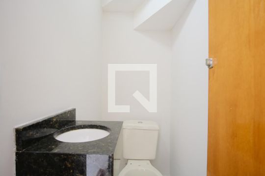 Lavabo  de casa de condomínio para alugar com 2 quartos, 65m² em Vila Carrão, São Paulo