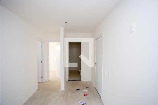 Sala/Cozinha de apartamento à venda com 2 quartos, 41m² em Canhema, Diadema
