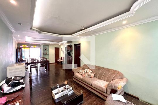 Casa à venda com 5 quartos, 791m² em Santa Amelia, Belo Horizonte