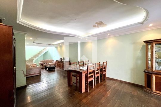 Casa à venda com 5 quartos, 791m² em Santa Amelia, Belo Horizonte