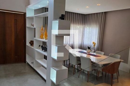 Sala de Jantar de casa para alugar com 4 quartos, 300m² em City Bussocaba, Osasco