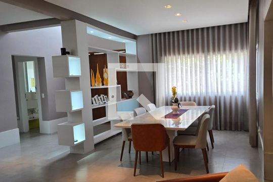 Sala de Jantar de casa para alugar com 4 quartos, 300m² em City Bussocaba, Osasco