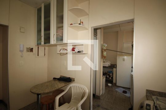 Cozinha de apartamento à venda com 2 quartos, 179m² em Prado, Belo Horizonte