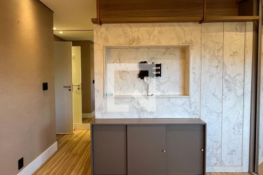Suíte de apartamento para alugar com 2 quartos, 98m² em Marapé, Santos