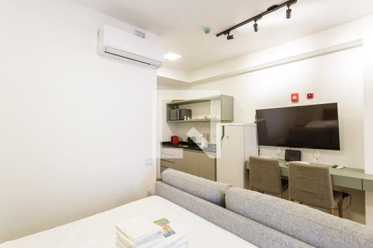 Studio de kitnet/studio para alugar com 1 quarto, 38m² em Indianópolis, São Paulo