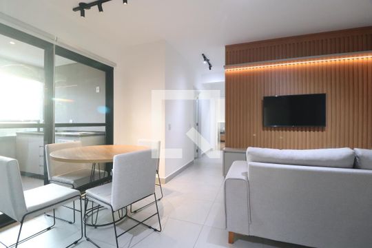 Sala de apartamento para alugar com 2 quartos, 68m² em Jardim Sul, Uberlândia