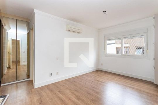Quarto 2 de apartamento para alugar com 3 quartos, 117m² em Bela Vista, Porto Alegre
