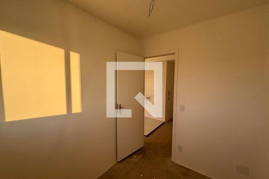Quarto 1 de apartamento à venda com 2 quartos, 40m² em Jardim Maringa, São Paulo