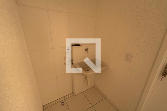 Área de Serviço de apartamento à venda com 2 quartos, 40m² em Jardim Maringa, São Paulo