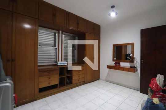 Quartos 2 e 3 de casa à venda com 3 quartos, 271m² em Jardim Imperador (zona Leste), São Paulo