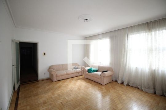 Sala de apartamento para alugar com 3 quartos, 110m² em Independência, Porto Alegre