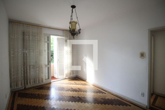Quarto 1 de apartamento para alugar com 3 quartos, 110m² em Independência, Porto Alegre