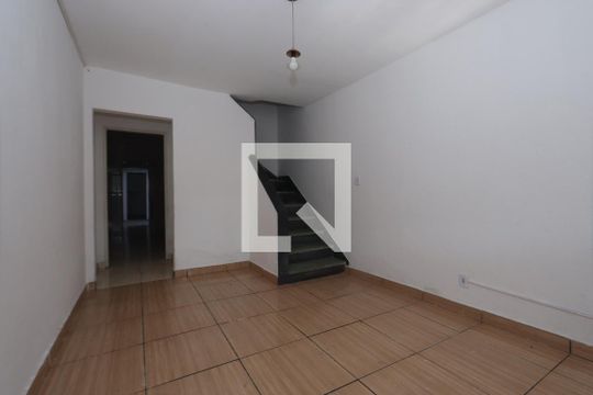 Casa à venda com 2 quartos, 70m² em Vila Lucia, São Paulo