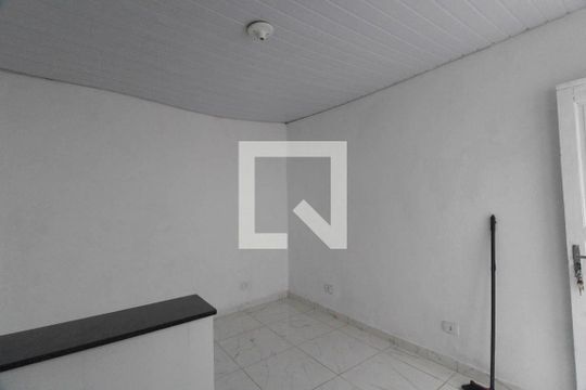 Studio de kitnet/studio para alugar com 1 quarto, 16m² em Vila Olinda, São Paulo