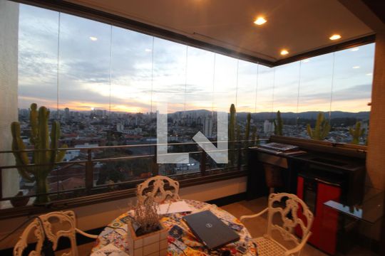 Sala / Cozinha de apartamento à venda com 3 quartos, 142m² em Água Fria, São Paulo