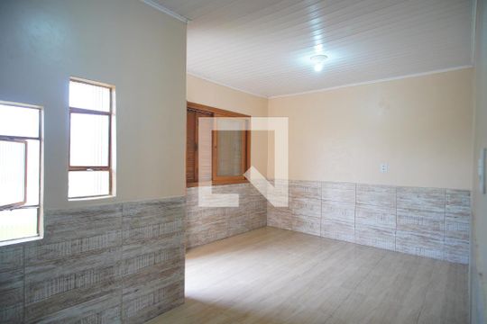 Sala 2 de casa para alugar com 3 quartos, 106m² em Vicentina, São Leopoldo