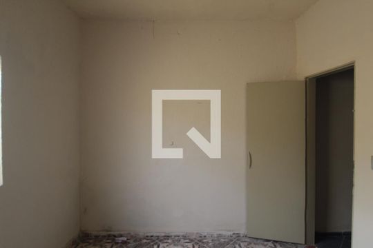 Quarto de casa à venda com 1 quarto, 96m² em Parque São Pedro, Belo Horizonte