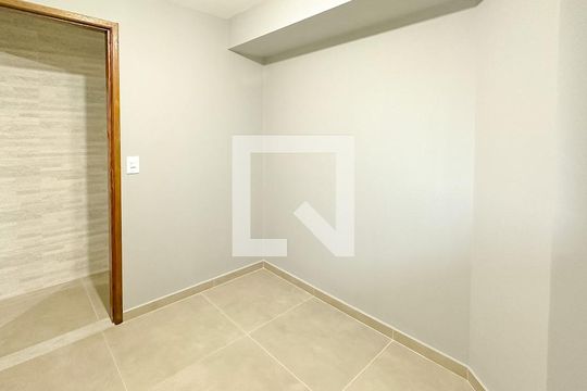 Quarto 1 de casa para alugar com 2 quartos, 55m² em Forquilhas, São José