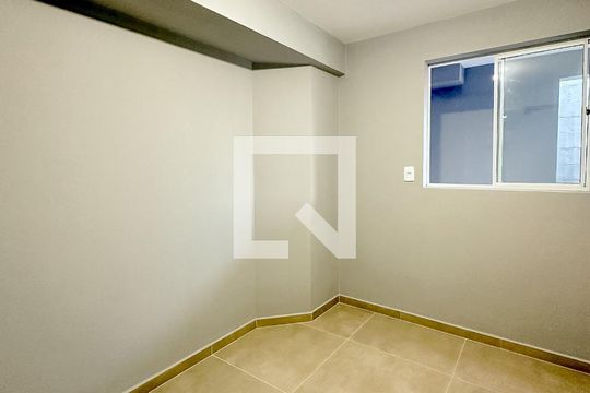 Quarto 1 de casa para alugar com 2 quartos, 55m² em Forquilhas, São José