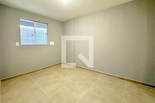 Quarto 2 de casa para alugar com 2 quartos, 55m² em Forquilhas, São José
