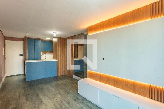 Sala  de apartamento à venda com 3 quartos, 69m² em Jardim Melo, Diadema