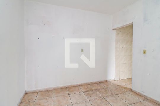 Sala / Quarto de casa para alugar com 1 quarto, 22m² em Jardim Helena, São Paulo