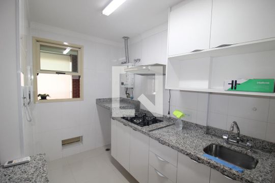 Sala / Cozinha de apartamento à venda com 1 quarto, 45m² em Santana, São Paulo