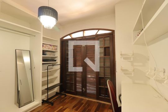 Quarto 1 de casa à venda com 3 quartos, 205m² em Jardim Pilar, Santo André