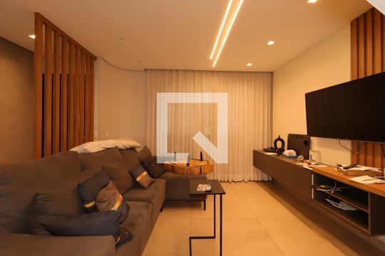 Sala de casa à venda com 3 quartos, 205m² em Jardim Pilar, Santo André