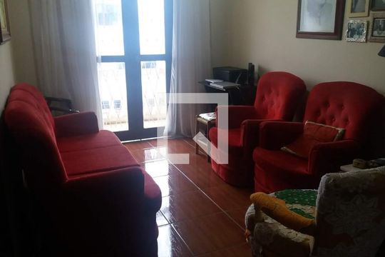 Sala 2 de casa para alugar com 3 quartos, 240m² em Parque Santa Fé, Porto Alegre