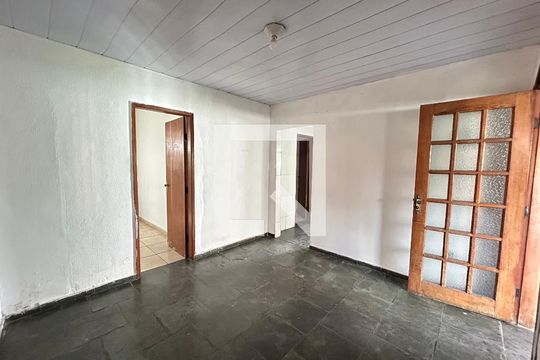 Casa para alugar com 6 quartos, 360m² em Jardim Leblon, Belo Horizonte