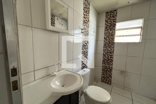 Banheiro social de casa à venda com 6 quartos, 360m² em Jardim Leblon, Belo Horizonte