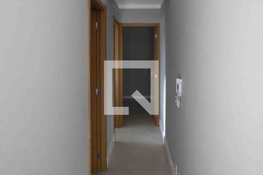 Corredor de apartamento à venda com 2 quartos, 47m² em Jardim Nove de Julho, São Paulo