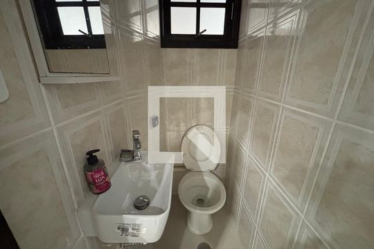 Banhe de casa para alugar com 5 quartos, 150m² em Jardim Popular, São Paulo