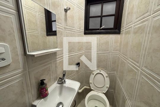 Banhe de casa para alugar com 5 quartos, 150m² em Jardim Popular, São Paulo