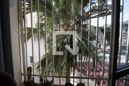Vista da Sala  de apartamento para alugar com 3 quartos, 100m² em Santa Lúcia, Belo Horizonte