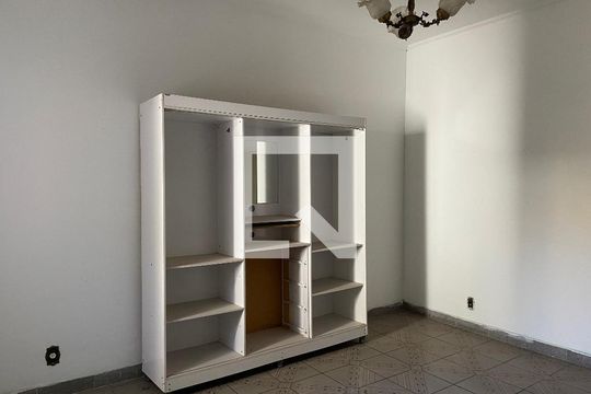 Quarto 1 de casa à venda com 4 quartos, 250m² em Km 18, Osasco