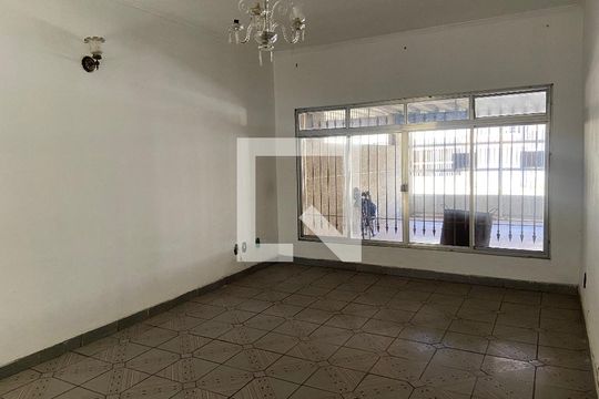 Sala de casa à venda com 4 quartos, 250m² em Km 18, Osasco