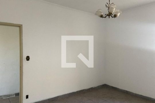 Quarto 1 de casa à venda com 4 quartos, 250m² em Km 18, Osasco