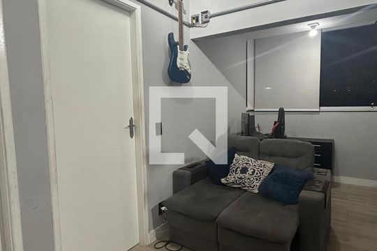 Sala de apartamento à venda com 1 quarto, 34m² em Vila Osasco, Osasco
