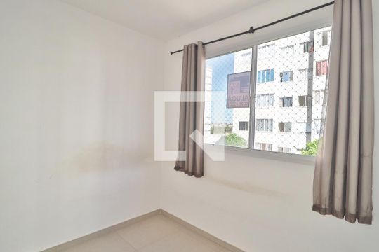 Quarto 1 - Suíte de apartamento para alugar com 2 quartos, 48m² em Jardim Holanda, Uberlândia