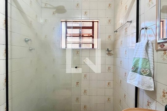 Banheiro de casa à venda com 2 quartos, 200m² em Bonfim, Campinas