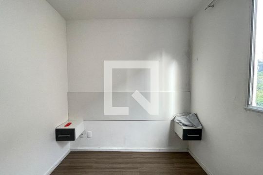 Quarto 1 de apartamento à venda com 2 quartos, 38m² em Jardim Cláudia, São Paulo