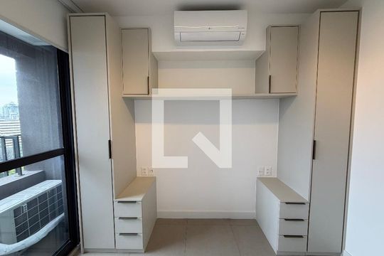 Kitnet/Studio para alugar com 1 quarto, 37m² em Consolação, São Paulo