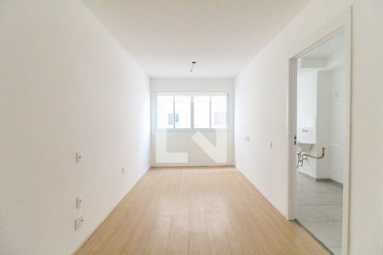 Sala/Quarto de kitnet/studio para alugar com 1 quarto, 25m² em Jardim Helena, São Paulo