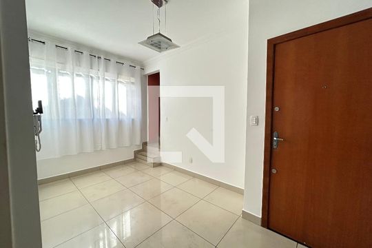 Apartamento à venda com 4 quartos, 180m² em Castelo, Belo Horizonte