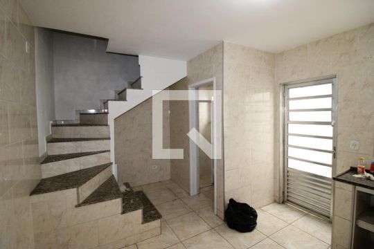 Sala / Cozinha de casa à venda com 5 quartos, 210m² em Vila Chuca, São Paulo
