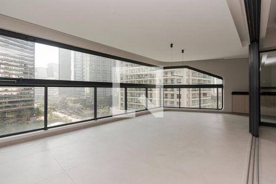 Varanda de apartamento para alugar com 3 quartos, 196m² em Chácara Santo Antônio (zona Sul), São Paulo