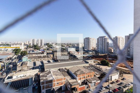 Varanda de apartamento para alugar com 2 quartos, 47m² em Vila das Bandeiras, Guarulhos